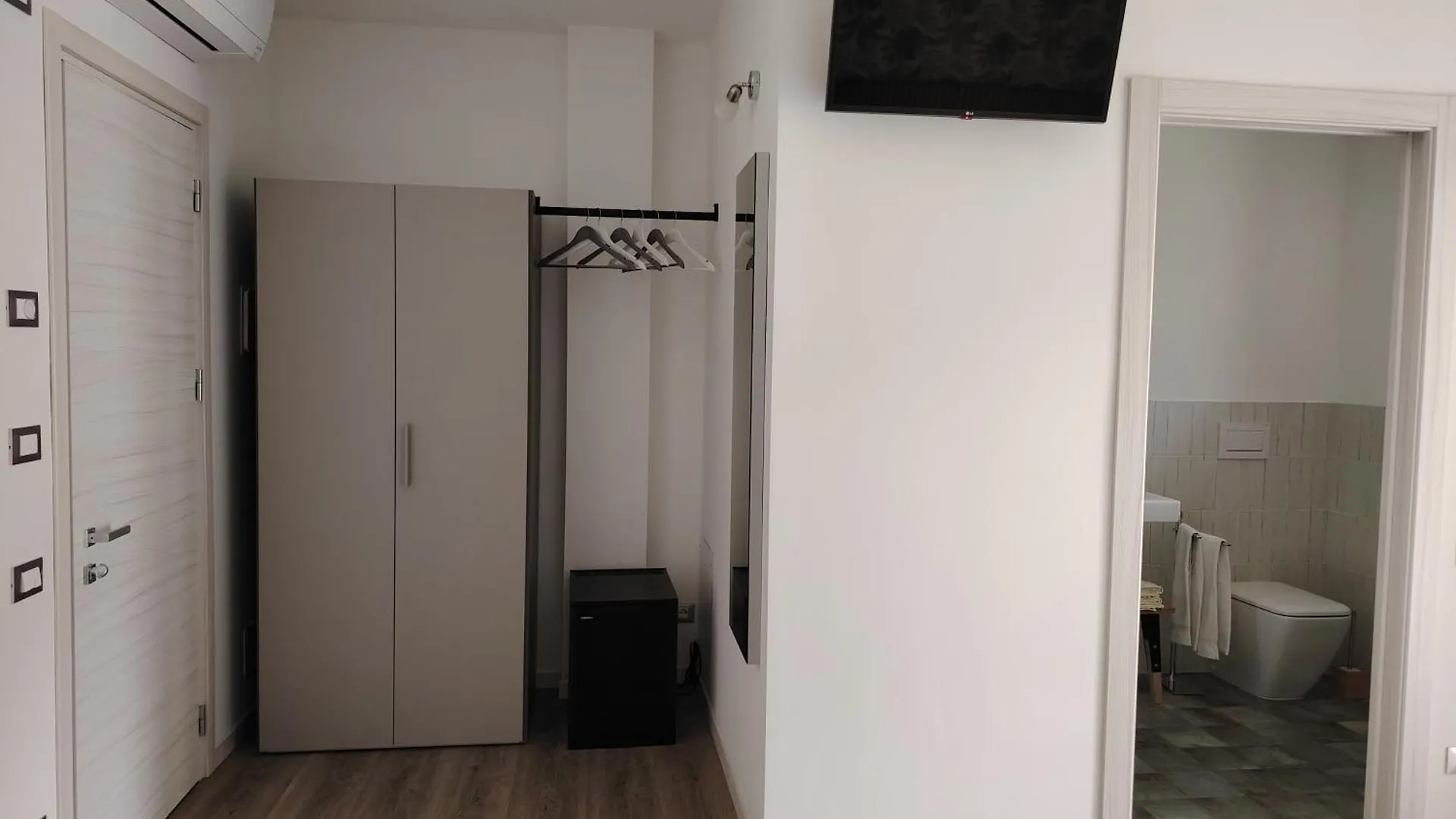 לינה וארוחת בוקר גארדה B&B El Rocol